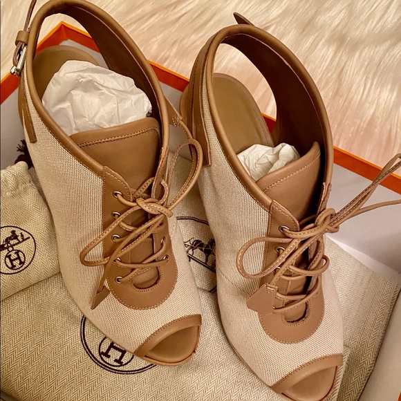 hermes platform shoes